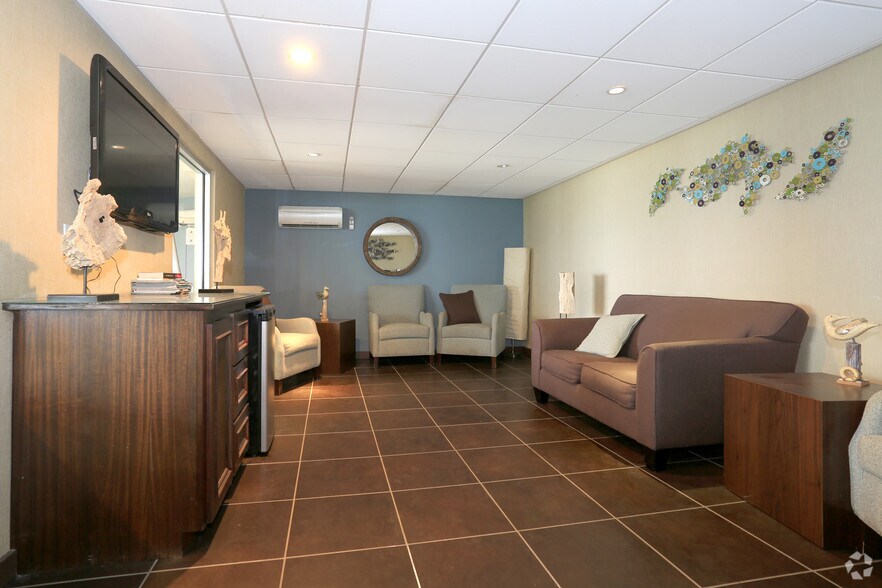 More Photos Of 380 Esplanade Ave, Pacifica Apartments For Sale