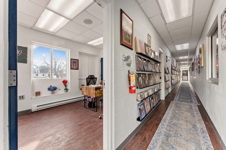 More Photos Of 81 Route 31 N, Pennington Freestanding For Sale