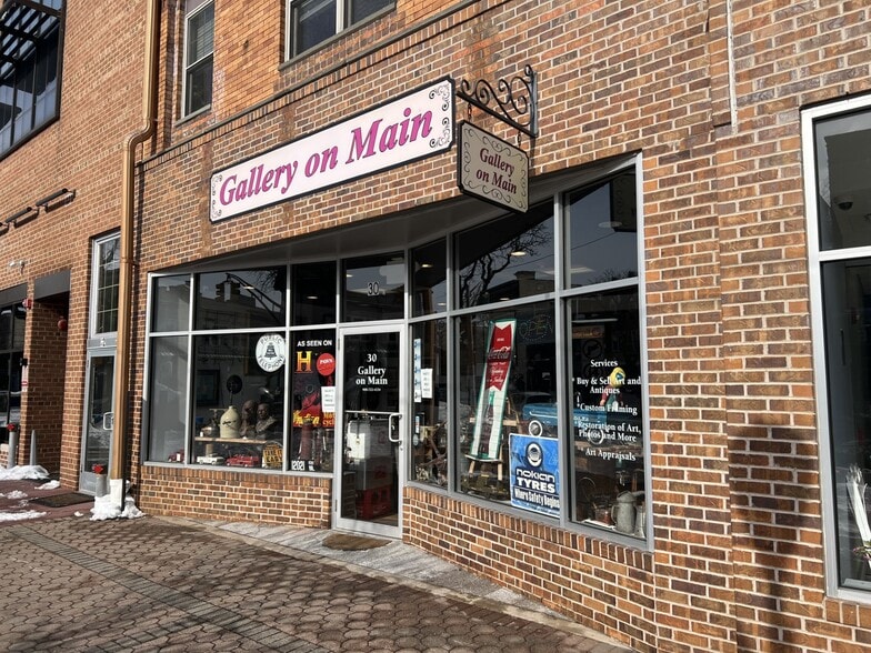 More Photos Of 28-32 W Main St, Somerville Apartments For Lease