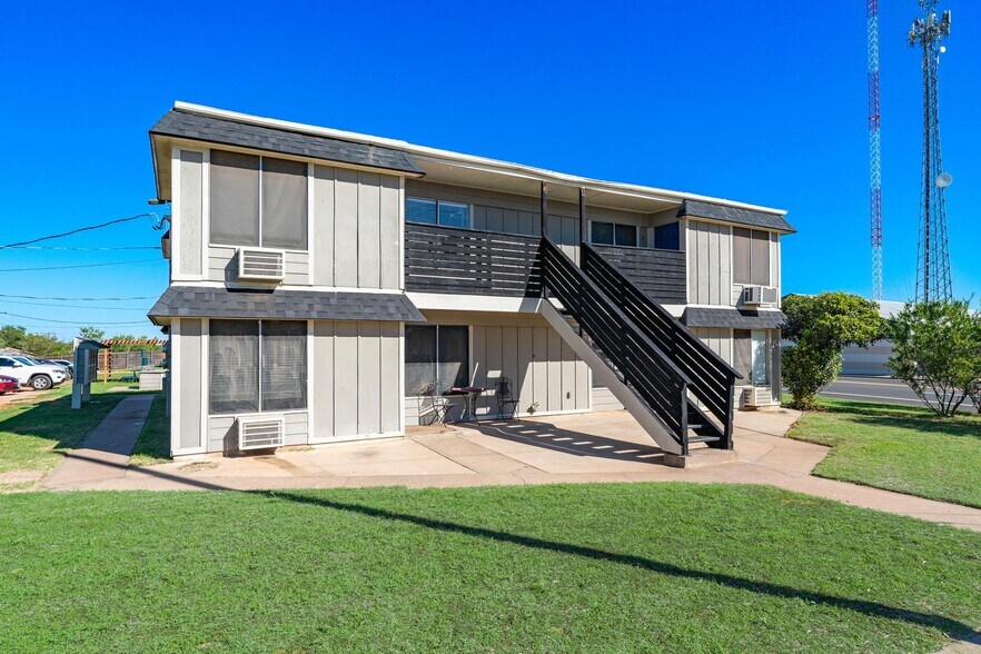 More Photos Of 501 Elm St, Sweetwater Apartments For Sale
