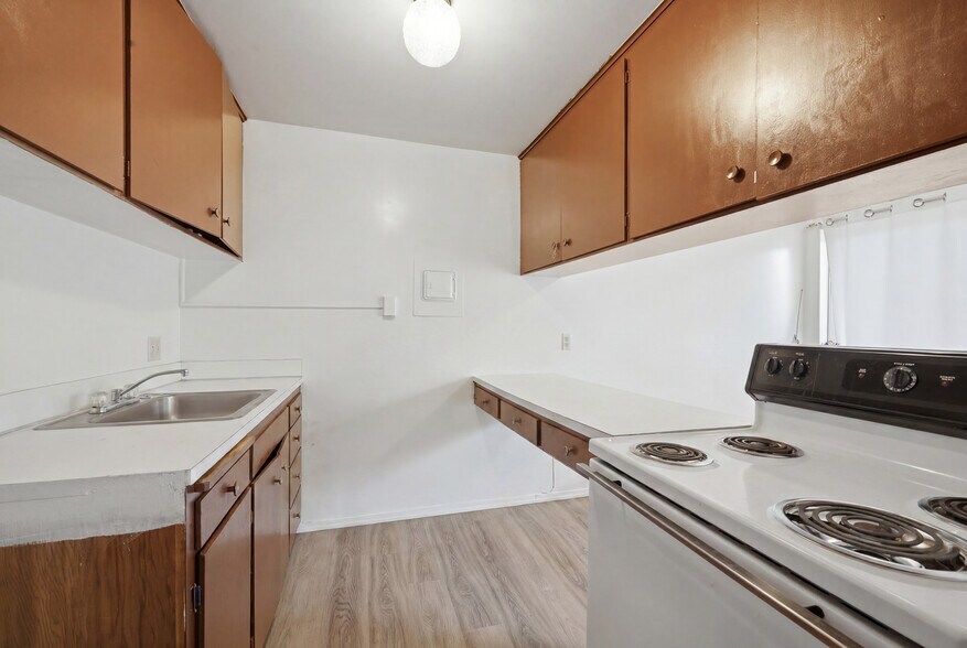 More Photos Of 4803 S Henderson St, Seattle Apartments For Sale