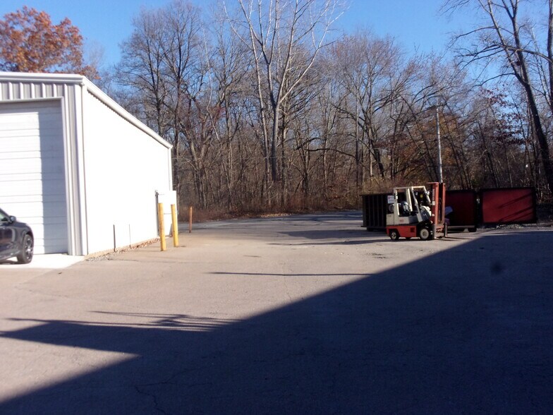 More Photos Of 60 New River Rd, Manville Light Manufacturing For Lease