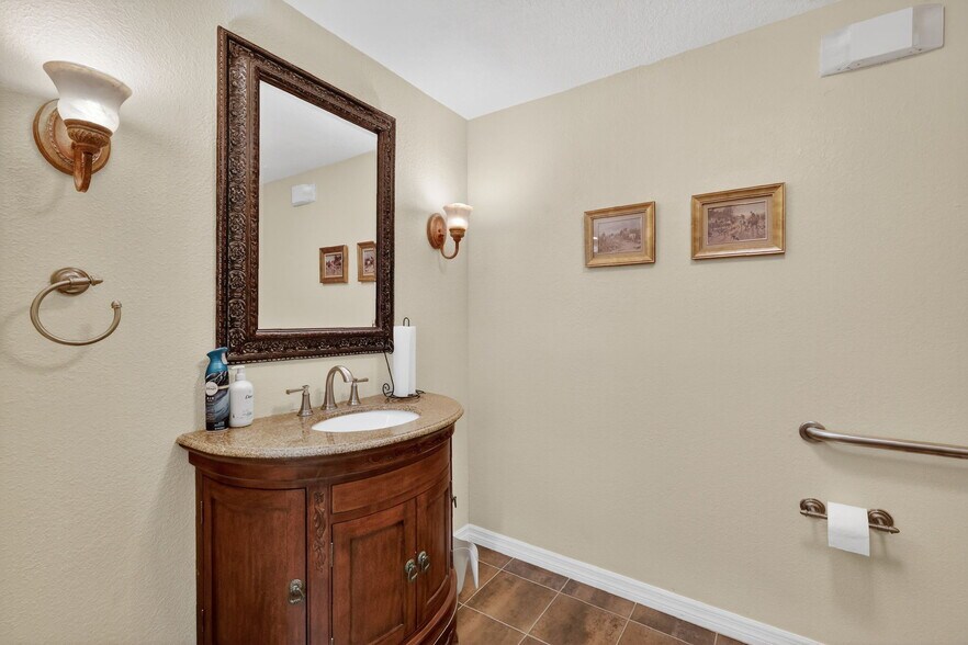 More Photos Of 210 N Wymore Rd, Winter Park Office Residential For Sale