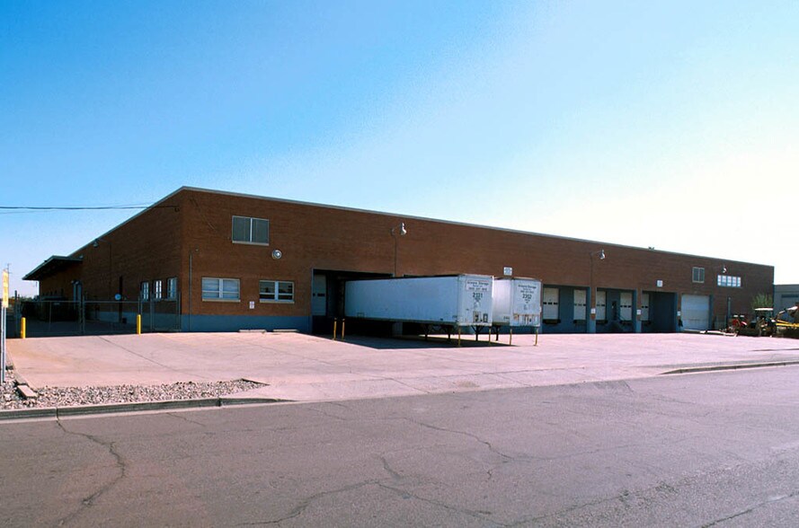 More Photos Of 3750 W Indian School Rd, Phoenix Warehouse For Lease