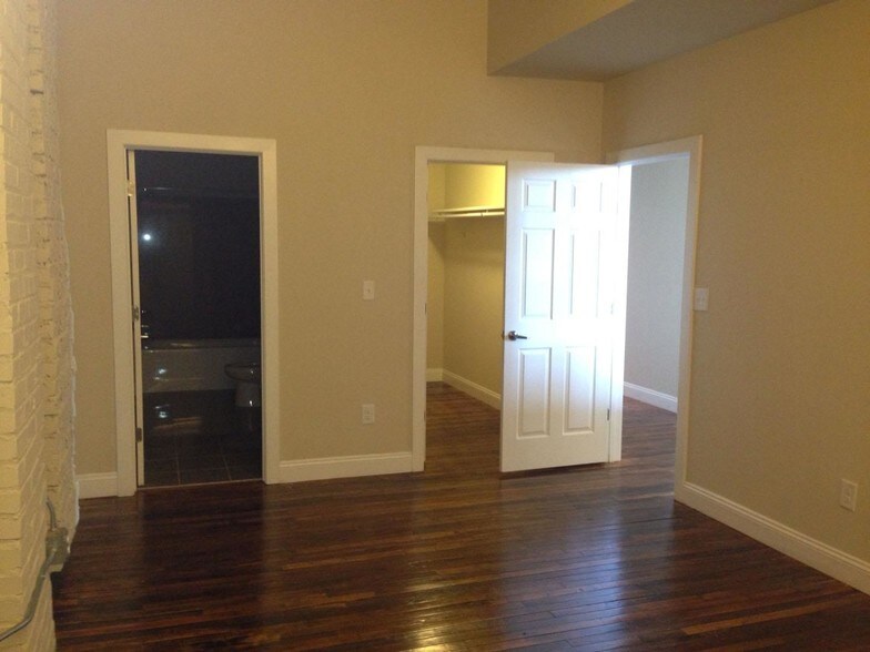 More Photos Of 109 N Hayne St, Monroe Apartments For Sale