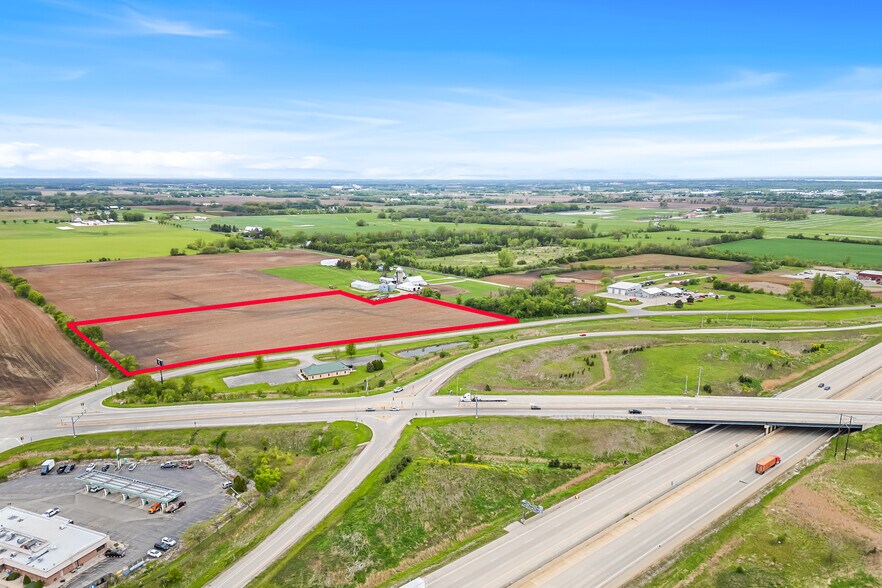 More Photos Of 1600 Planeview Dr, Oshkosh Land For Sale