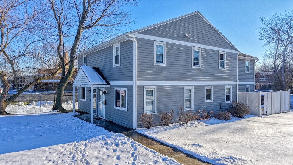 More Photos Of 624 Cleveland Rd E, Huron Apartments For Sale