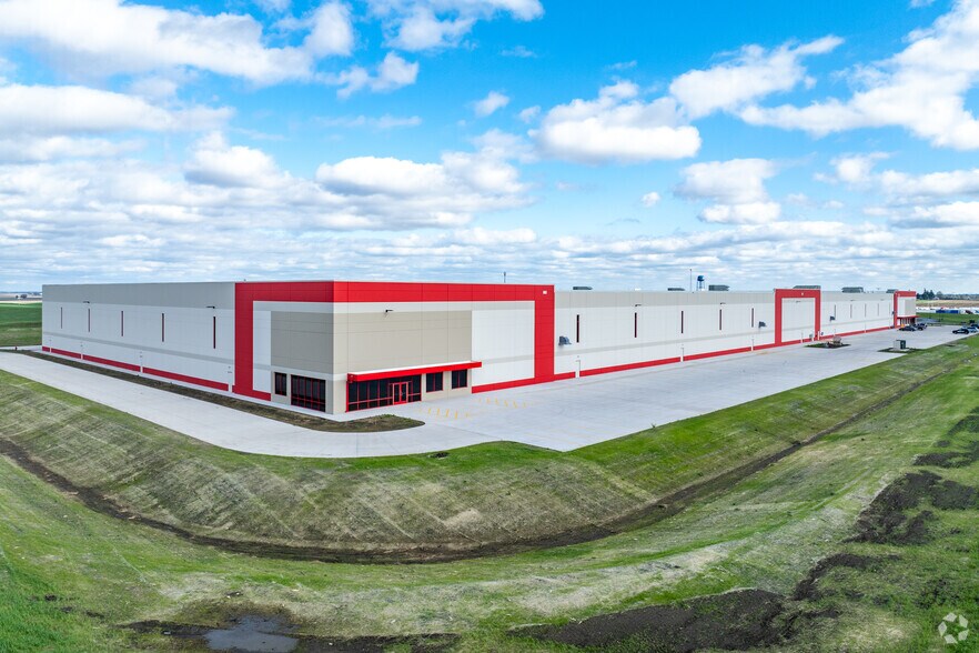 More Photos Of 510 Sterling Dr, Walcott Light Manufacturing For Lease
