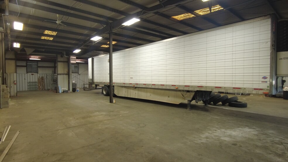 More Photos Of 120 Belcher Rd, Boiling Springs Warehouse For Lease