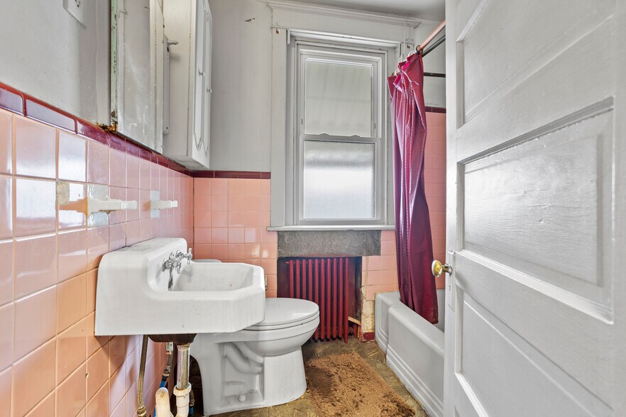 More Photos Of 2222 Macdade Blvd, Holmes Specialty For Sale