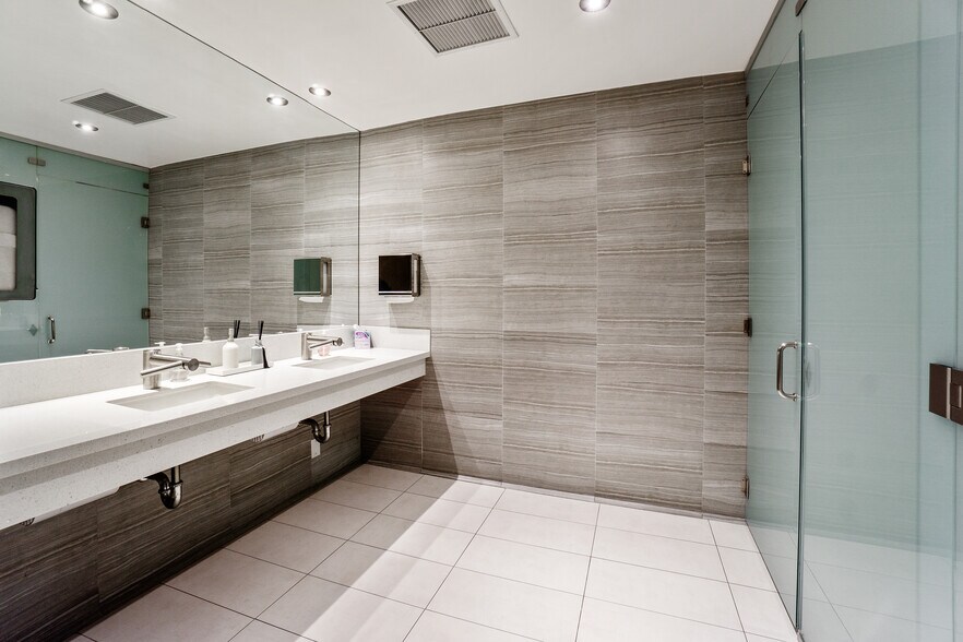 More Photos Of 17666 Fitch, Irvine Medical For Sale