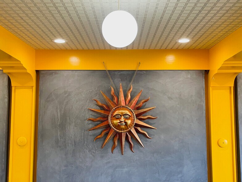 More Photos Of 1575 Calle Joaquin, San Luis Obispo Restaurant For Sale