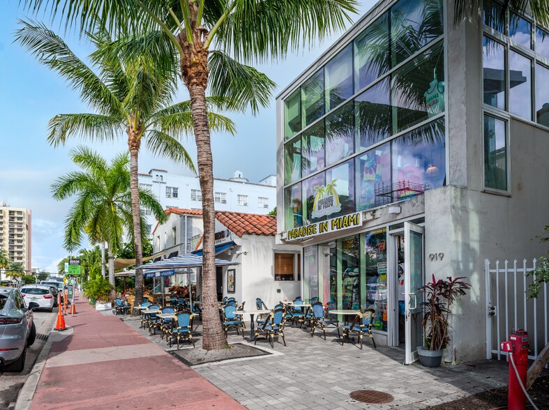 More Photos Of 919 Collins Ave, Miami Beach Office For Lease