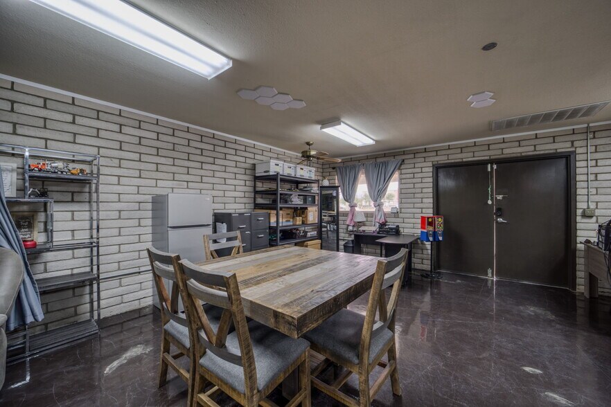 More Photos Of 5201 S Highway 95, Fort Mohave Storefront Retail Office For Sale