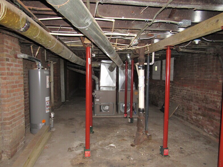More Photos Of 932 Wheelock Rd, Cleveland Apartments For Sale