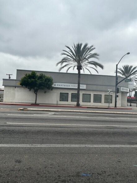 More Photos Of 801-823 W Whittier Blvd, Montebello Loft Creative Space For Lease