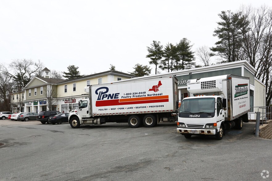 More Photos Of 1035 Bedford St, Abington Storefront Retail Office For Lease