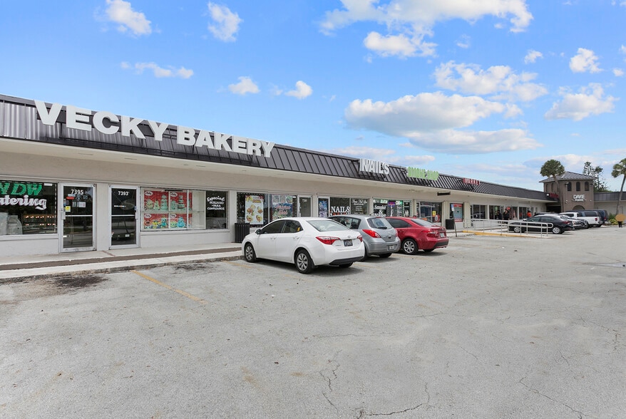 More Photos Of 7331-7399 Davie Road Ext, Hollywood General Retail For Lease