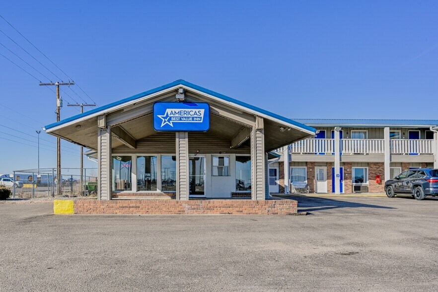 More Photos Of 5090 Buffalo Creek Rd, Elm Creek Hotel For Sale