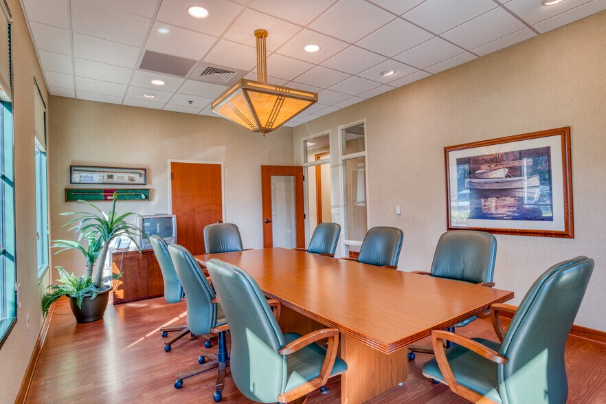 More Photos Of 100 East Town Pl, Saint Augustine Office For Lease