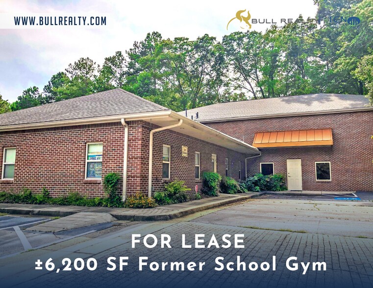 Primary Photo Of 196 Weatherly Dr, Fayetteville Freestanding For Lease