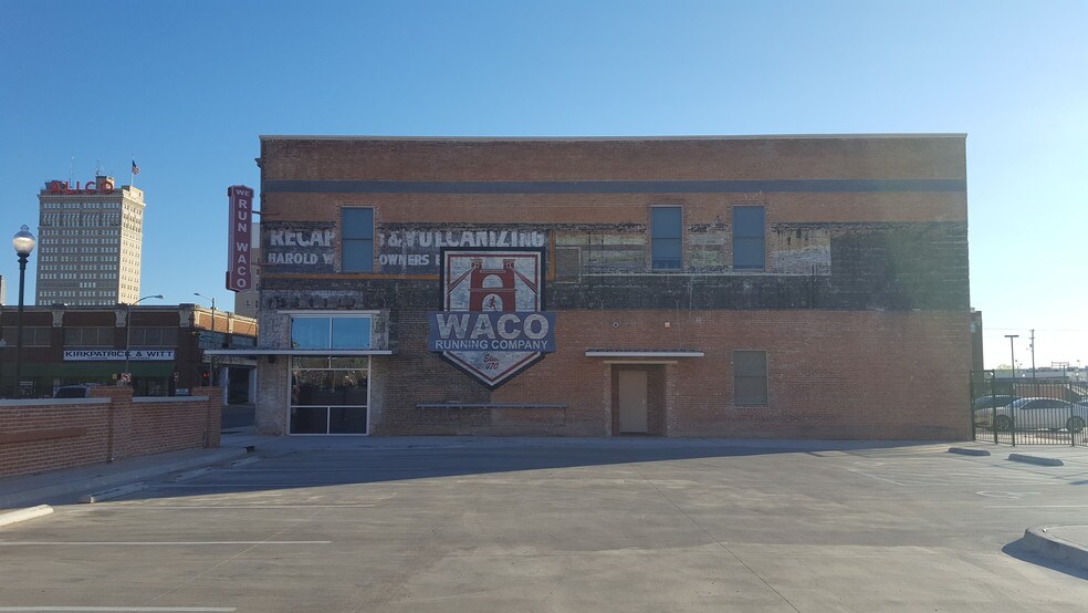 More Photos Of 700-702 Franklin Ave, Waco Storefront Retail Residential For Lease