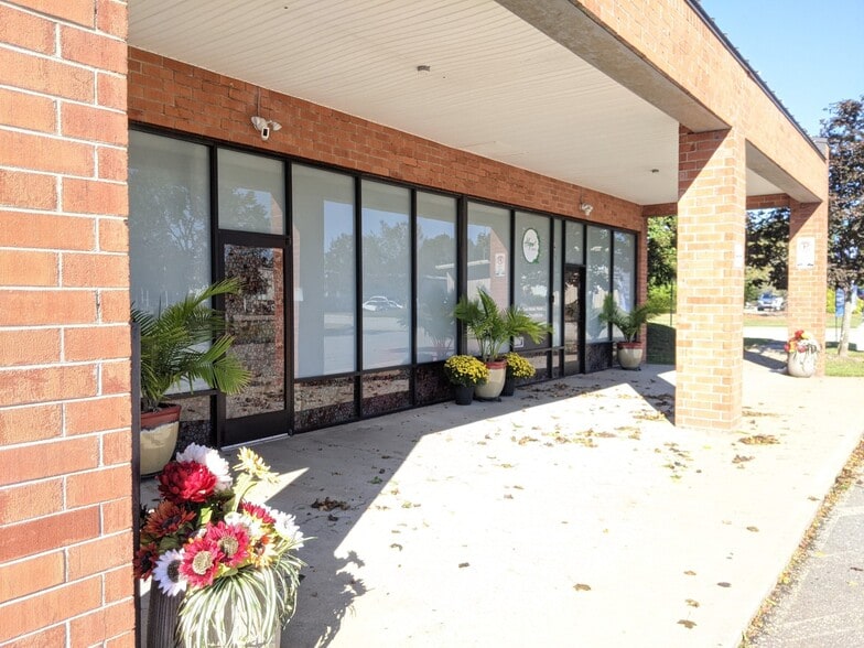 More Photos Of 4-8 Elmhurst St, Newport News Unknown For Lease