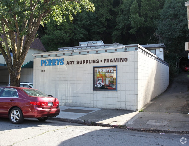 More Photos Of 128 Greenfield Ave, San Anselmo Freestanding For Lease