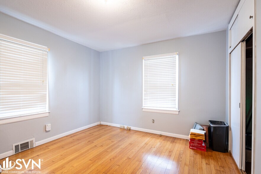 More Photos Of 331 Versailles Rd, Frankfort Office For Sale