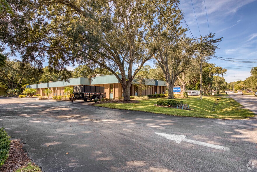 More Photos Of 2506 W Virginia Ave, Tampa Medical For Lease