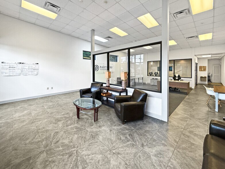 More Photos Of 514 Hargrove Rd E, Tuscaloosa Office For Lease