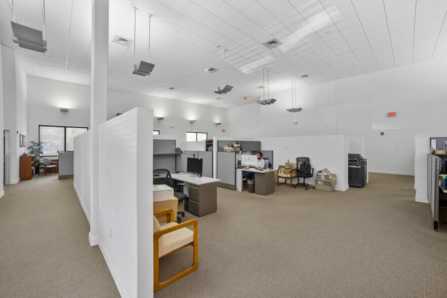 More Photos Of 4201 NW 124th Ave, Coral Springs Warehouse For Sale