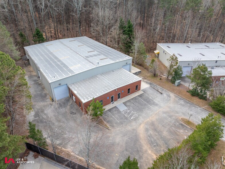 More Photos Of 121 Holt Industrial Cir, Acworth Warehouse For Sale