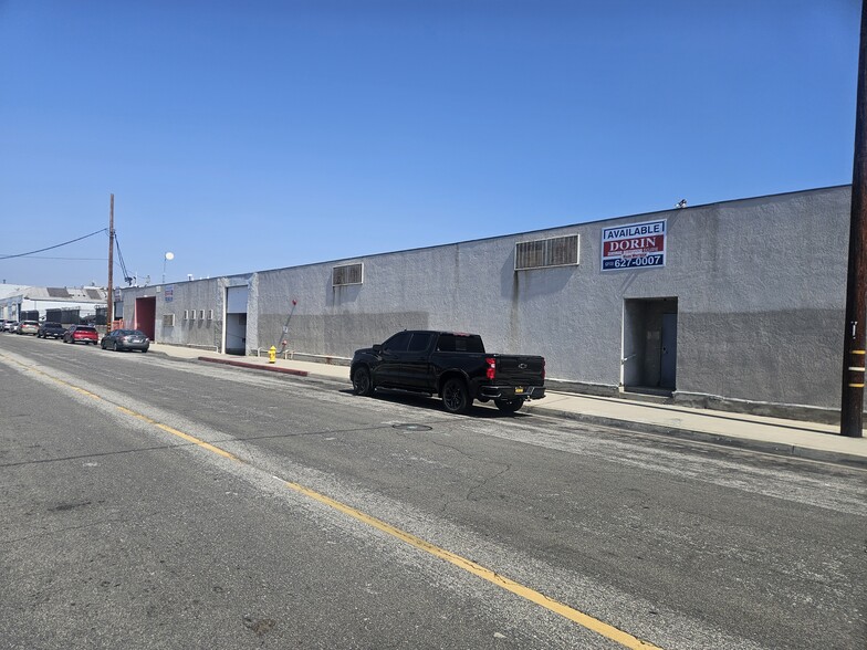 More Photos Of 4601 E 50th St, Los Angeles Manufacturing For Lease