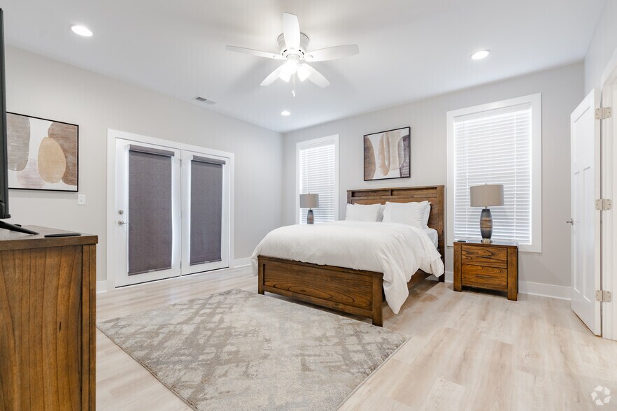 More Photos Of 4808 Old Tyme Court, Evansville Apartments For Sale