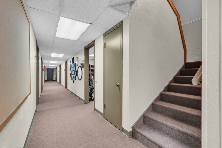 More Photos Of 727 4th St, Healdton Specialty For Sale