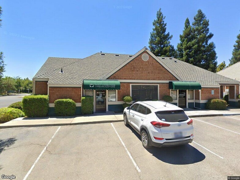 Primary Photo Of 7257 N Maple Ave, Fresno Office For Sale