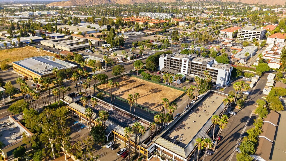 More Photos Of 1550 University Ave, Riverside Land For Sale