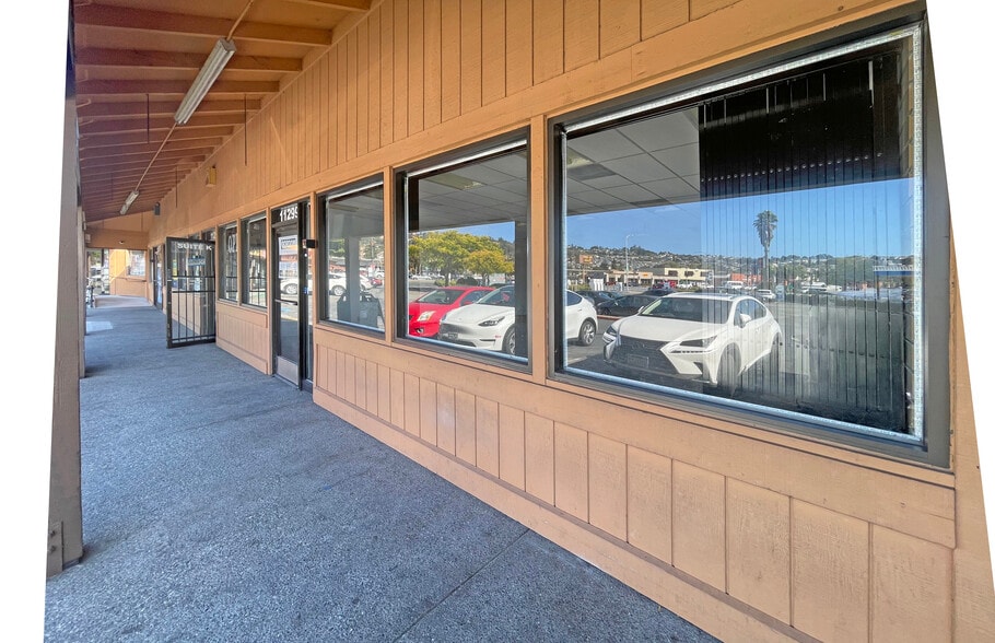 More Photos Of 11299 San Pablo Ave, El Cerrito Freestanding For Lease