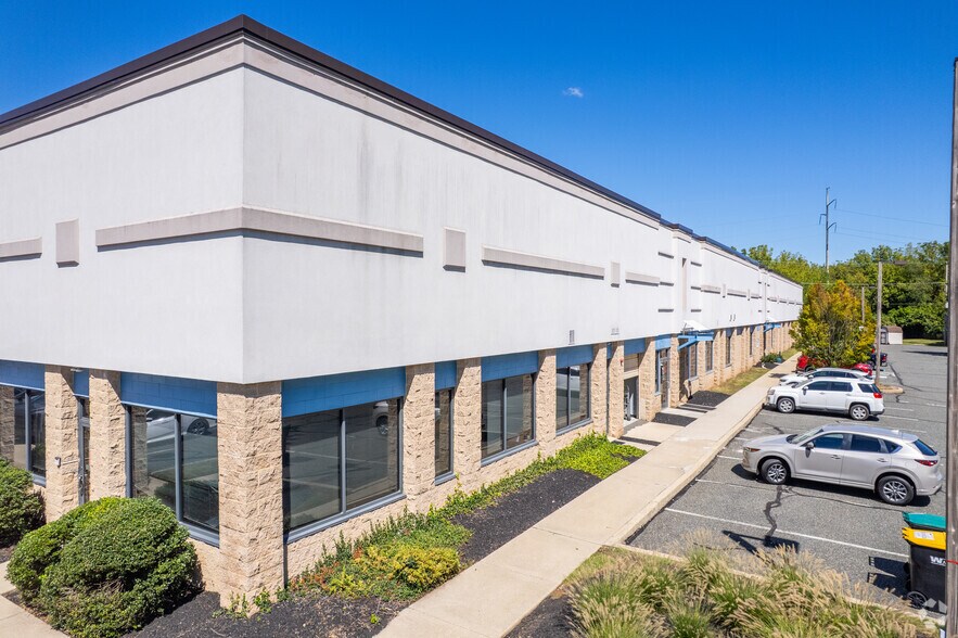 More Photos Of 4110 Butler Pike, Plymouth Meeting Light Manufacturing For Lease