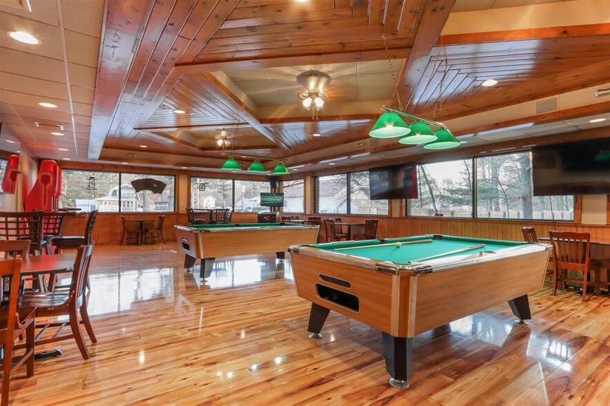 More Photos Of N2717 County Road QQ, Waupaca Restaurant For Sale