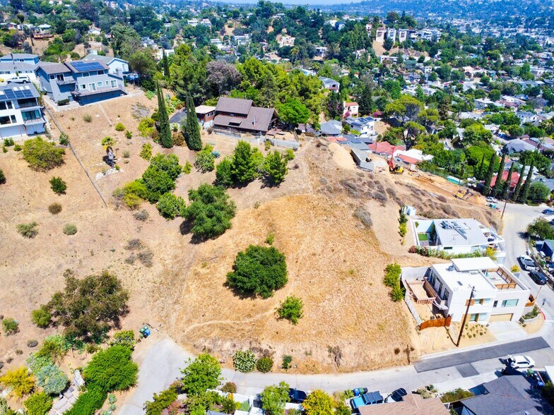 More Photos Of 1938 Phillips Way, Los Angeles Land For Sale