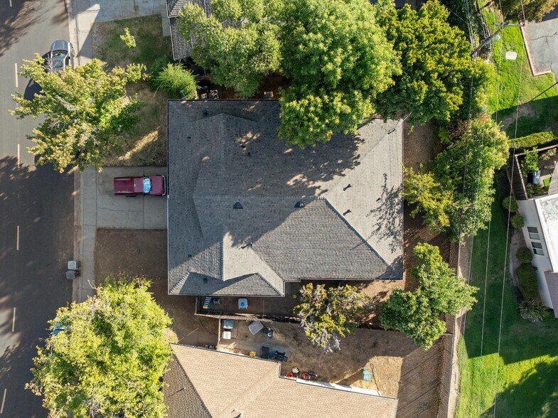 More Photos Of 5743 Woodleigh Dr, Carmichael Multifamily For Sale