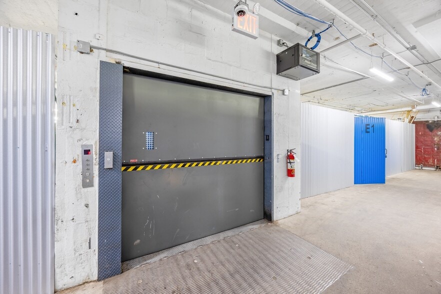 More Photos Of 184-10-184-60 Jamaica Ave, Jamaica Manufacturing For Lease