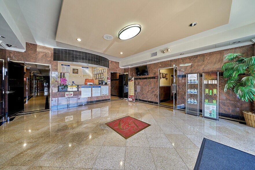 More Photos Of 10211 Balboa Blvd, Northridge Health Club For Sale