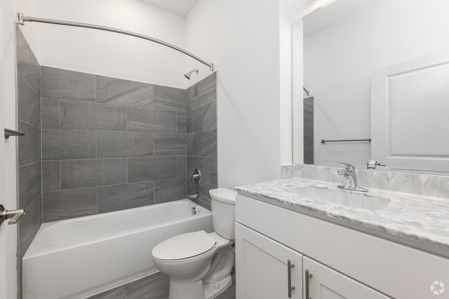 More Photos Of 214 Pier 1 Rd, Stevensville Apartments For Sale