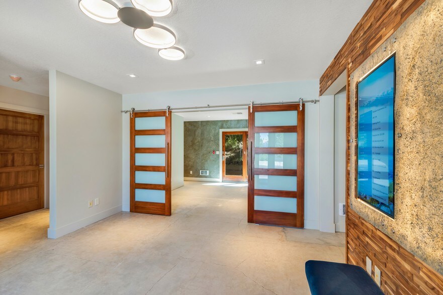 More Photos Of 625 Hwy 50, Zephyr Cove Office For Sale