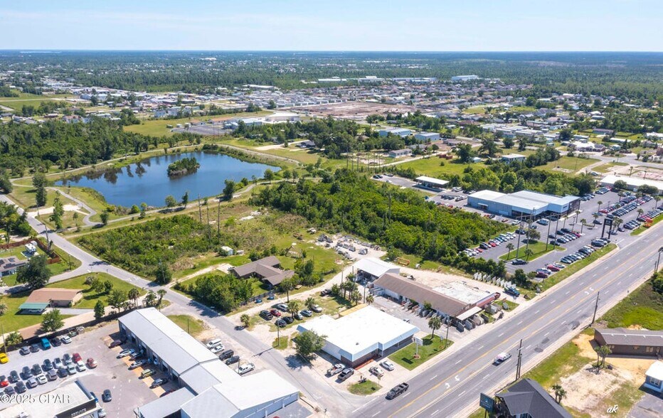 More Photos Of 2515 E 15th St, Panama City Freestanding For Sale