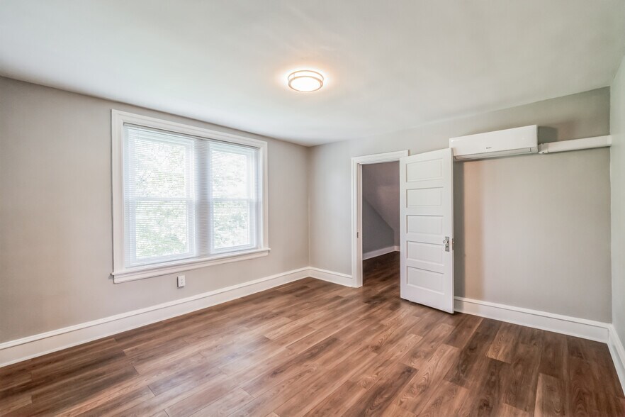 More Photos Of 2952-2954 Dekalb Pike, East Norriton Township Apartments For Sale