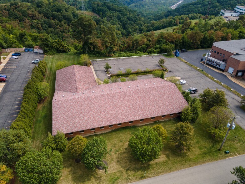 More Photos Of 320 Bilmar Dr, Pittsburgh Office For Sale